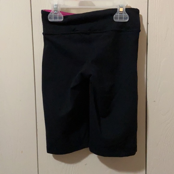 Ivivva Black & Pink Crop Exercise Pants - Picture 4 of 5